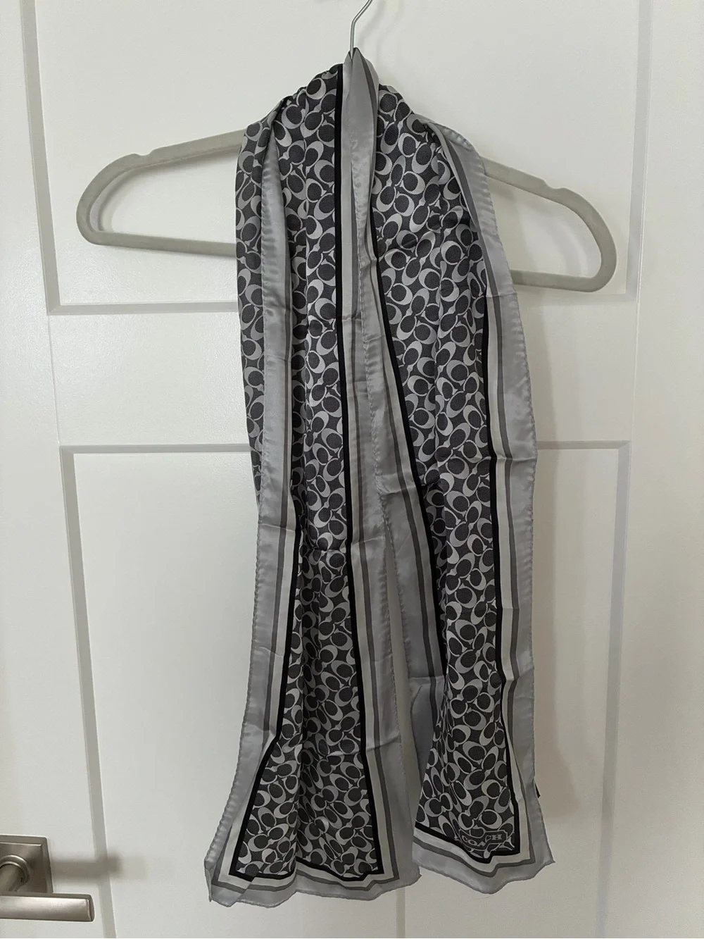 Coach Woman’s Gray & Black Patterned Signature-Style Silk Scarf